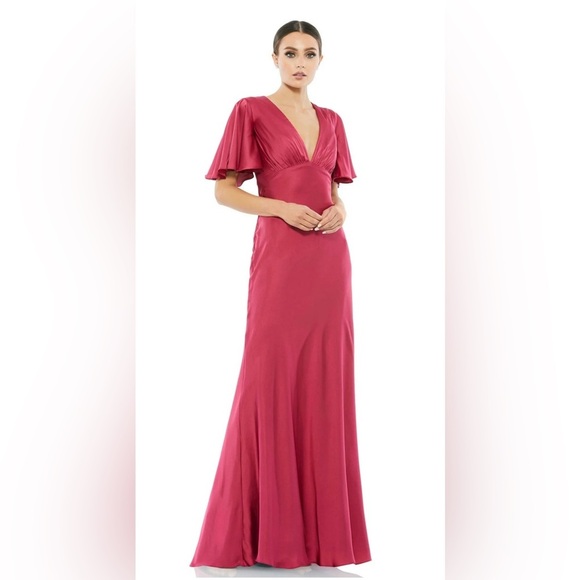 NWT IEENA Mac Duggal Raspberry Red Satin Flutter Sleeve Evening Gown Size 12 - Picture 1 of 7